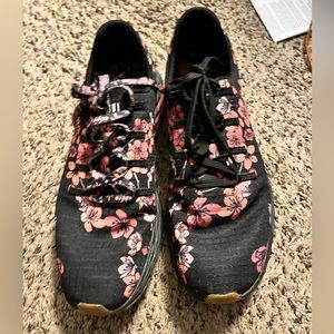 Women’s nobull cherry blossom ripstop shoes size 9